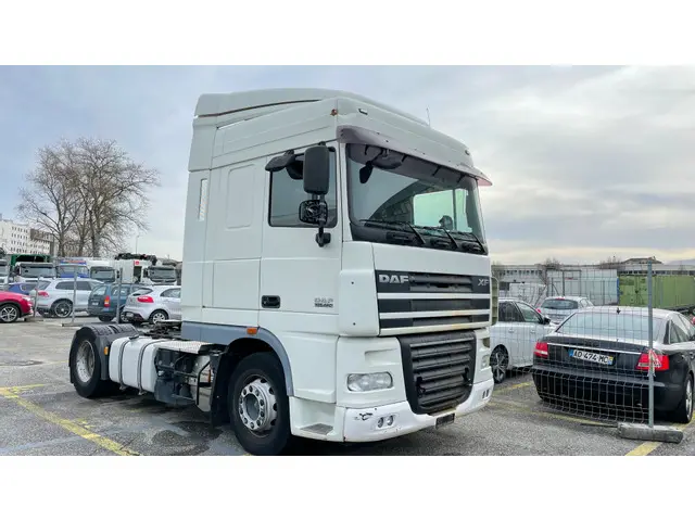 DAF, XF105.460, Kommunal-Traktoren