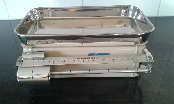 Alte Küchenwaage Lyssex Swiss made Vintage