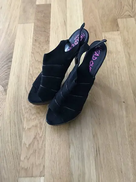 Klassische High Heels Gr. 39