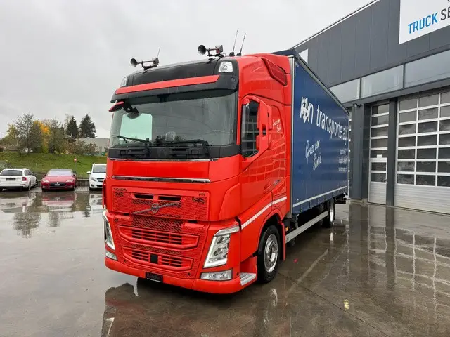 VOLVO, FH500 Fahrschule, Brücke-Verdeck