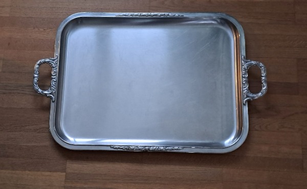 Buffetplatten aus verchromtem Edelstahl mit Griffen