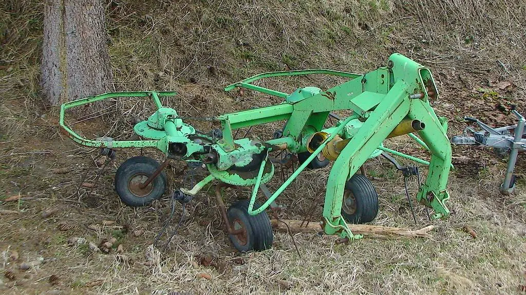 Pirouette légère (faneur) Deutz Fahr Typ: KH 236 L