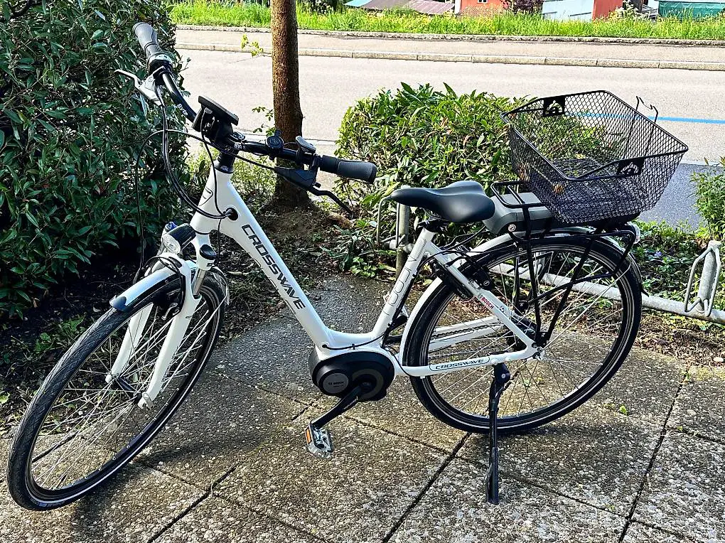 Crosswave E-Bike 28? | Bosch Motor | Nur 60 km | Top