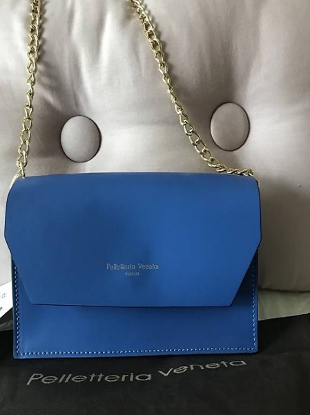 Pelleteria Veneta Umhängetasche blau-violett t329