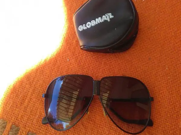 Sonnenbrille, klappbar mit Etui, Globmail