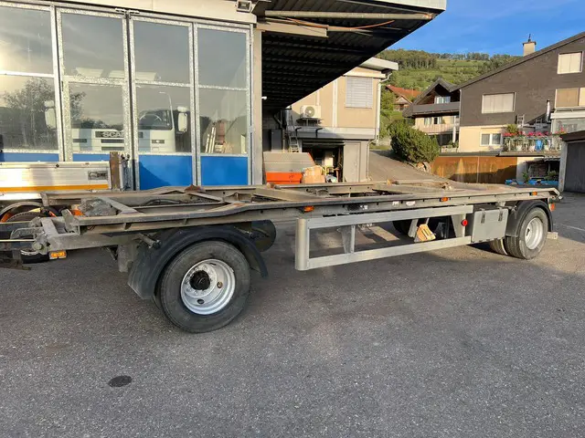 MÜLLER-MITTELTAL, RA 18 Abrollmuldenanhänger, Wechselrahmen / Containerchassis