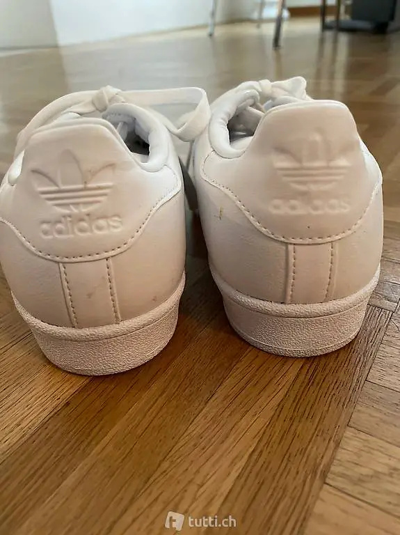Adidas Schuhe neu