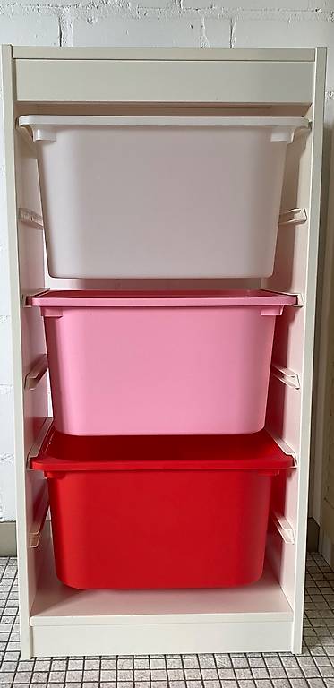 Kleinmöbel für Aufbewahrung mit Boxen