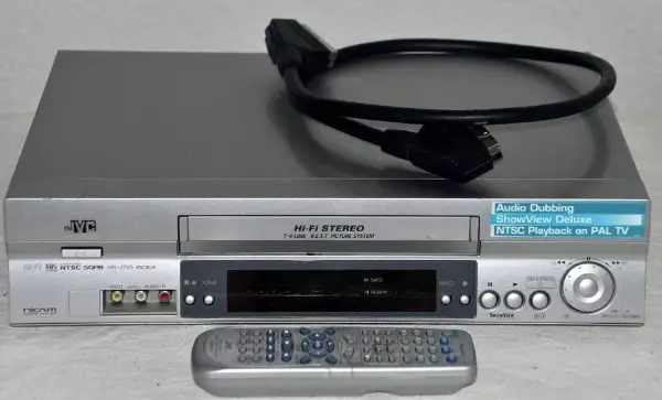 jvc vhs videorecorder oldy modell: hr-j790 eu