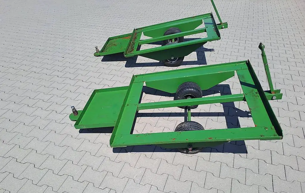 Obst Paloxenanhänger