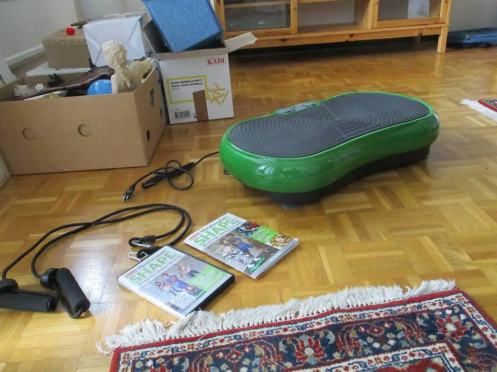 Vibrationsplatte SHAPE für den Bikini-Body / Muskel-Training