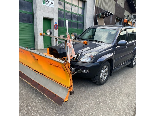 toyota, land cruiser 30, kommunaldienst