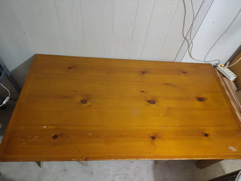 Tischplatte aus Vollholz