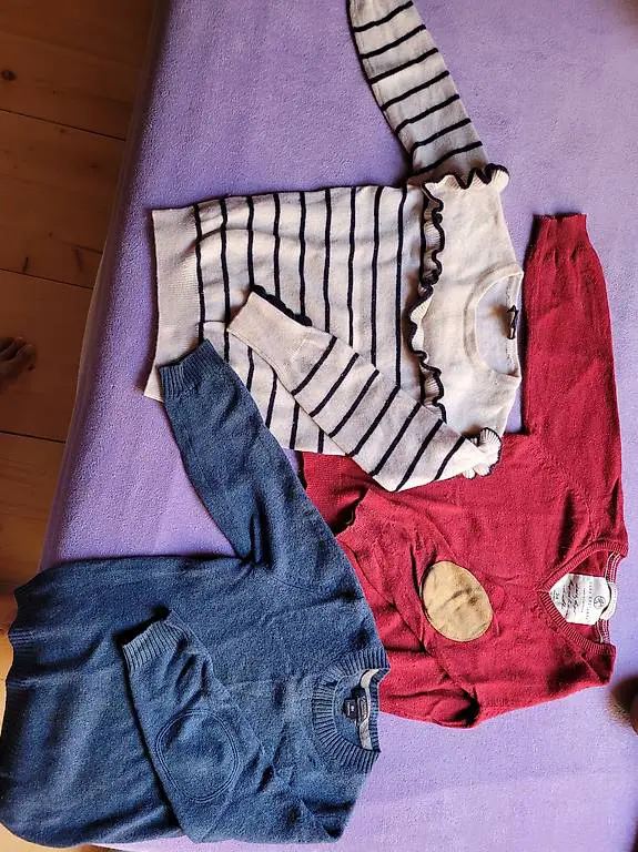 1Stk. Kinder Wollpullover, Gr.104 (eher 98)