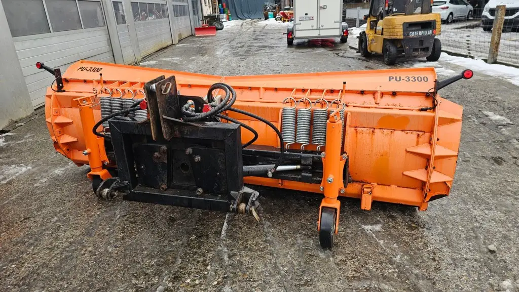 Schneepflug Pronar 3-Punkt Occasion zu Traktor