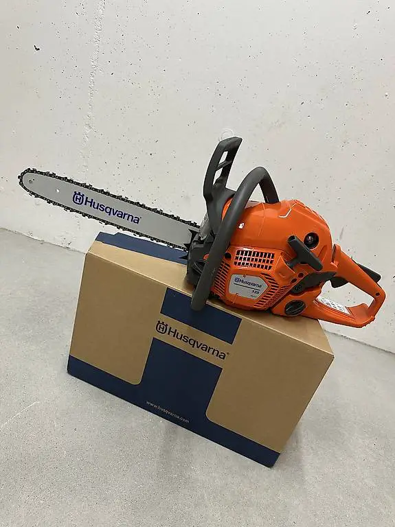 Husqvarna Motorsäge 135 Marke II. Neu