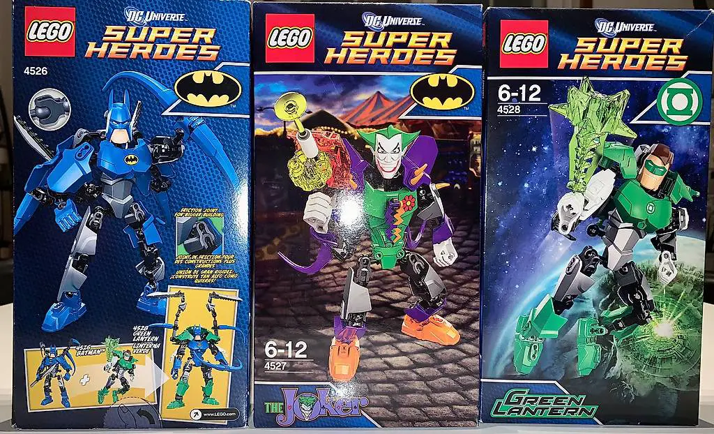 Lego Marvel und DC Figuren aus dem Jahr 2012