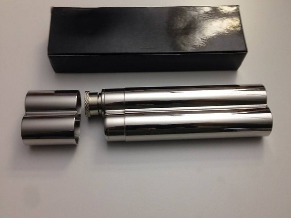 NEU * Flachmann mit Zigarrenhalter- Fach