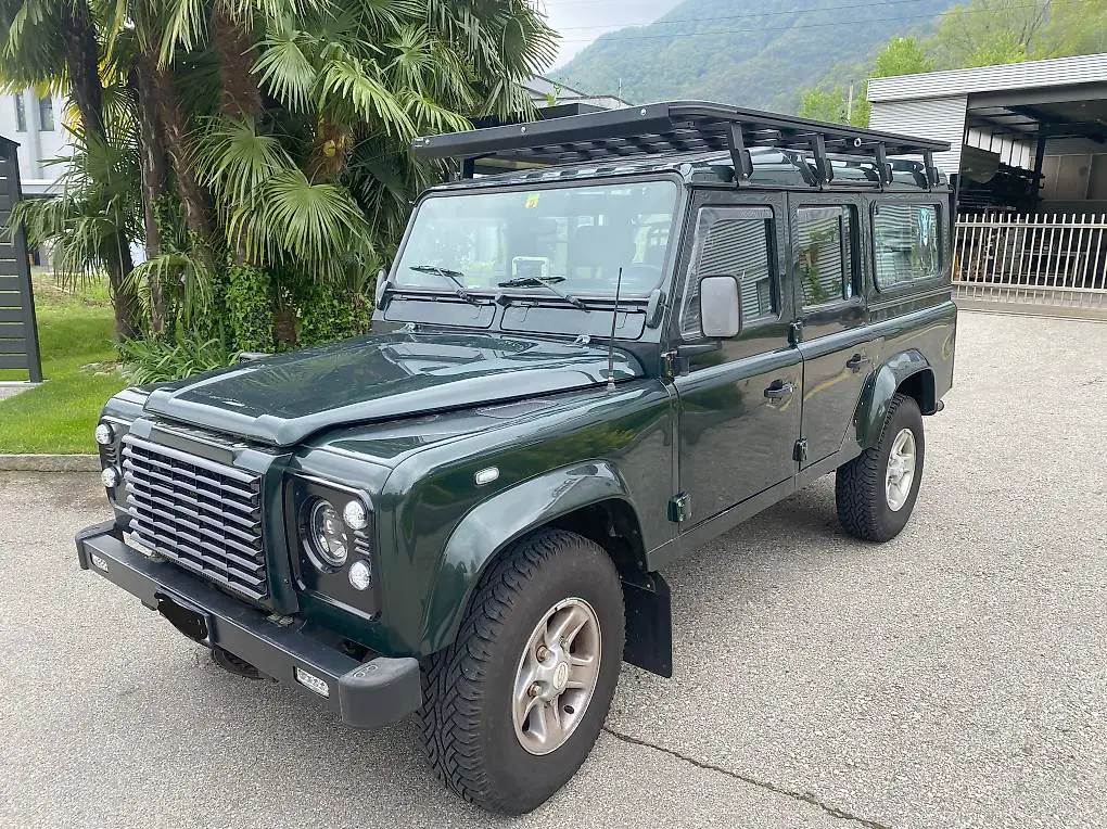 Land Rover - Defender 110 TD5