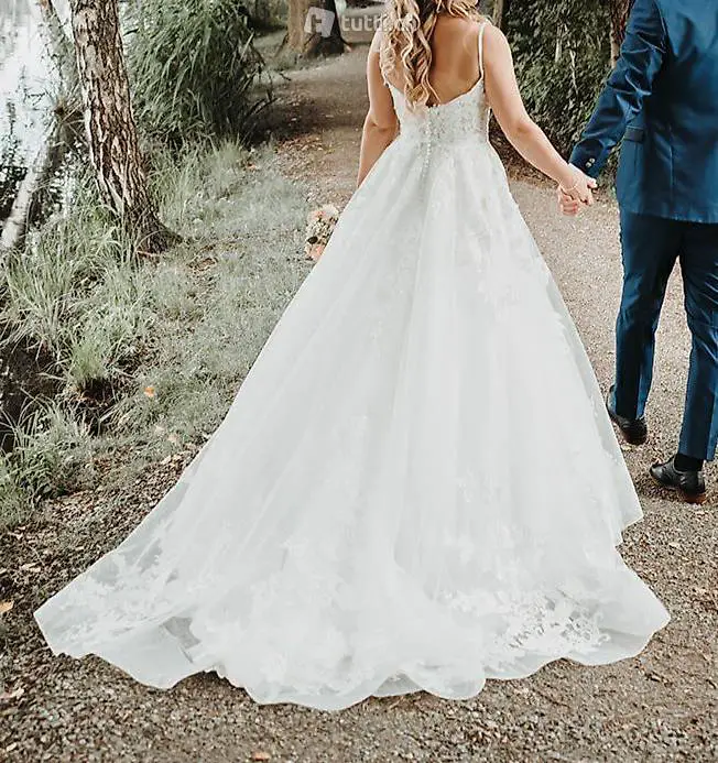 Hochzeitskleid