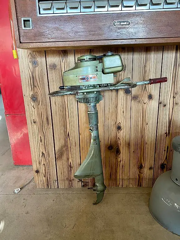 Oldtimer Boots Motor