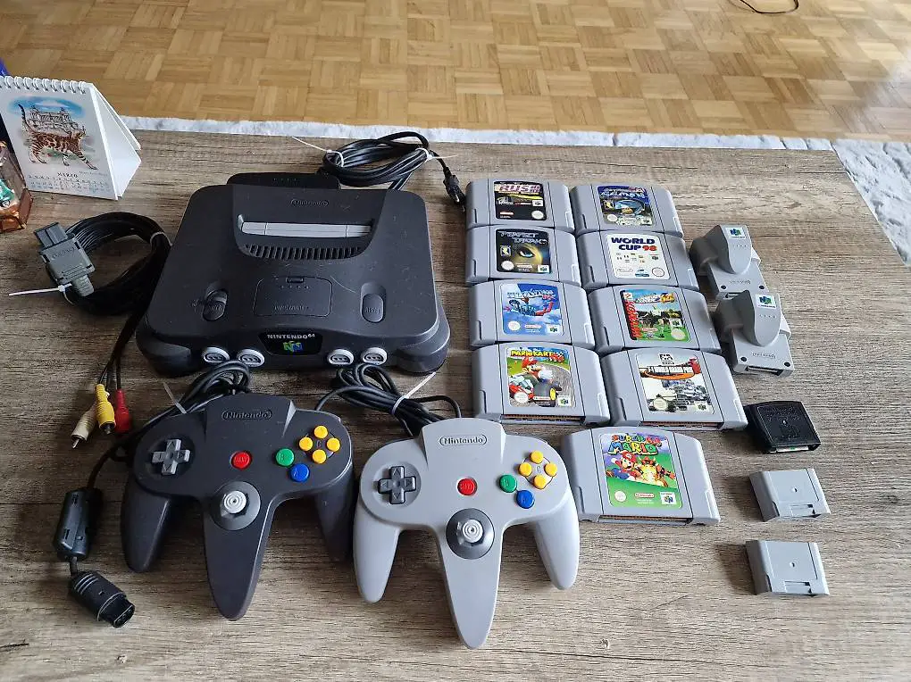 N64 Mega Paket mit 9 Spielen und viel Zubehör top Zustand