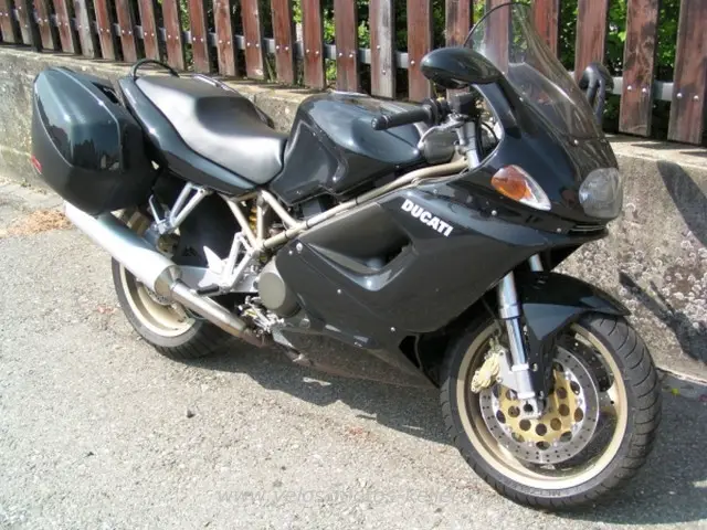 ducati 944 st2