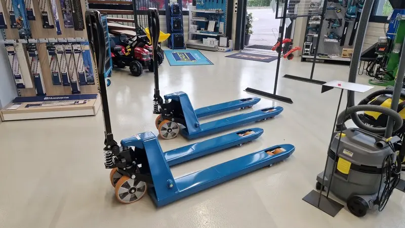 Palettenrolli 2.5t mit Schnellhub