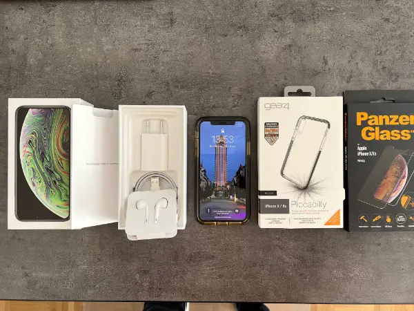 Apple iPhone XS 256 GB Space Grau, Zustand ausgezeichnet