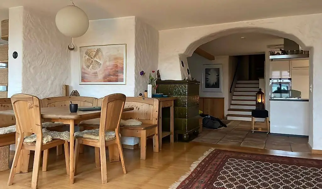 Heimeliges möbliertes Wohnen per sofort in ehema Bauernhaus