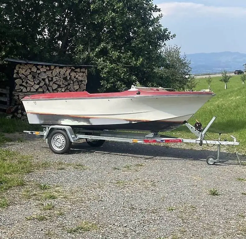 Boot mit neuem Anhänger zu verkaufen? Preis verhandelbar