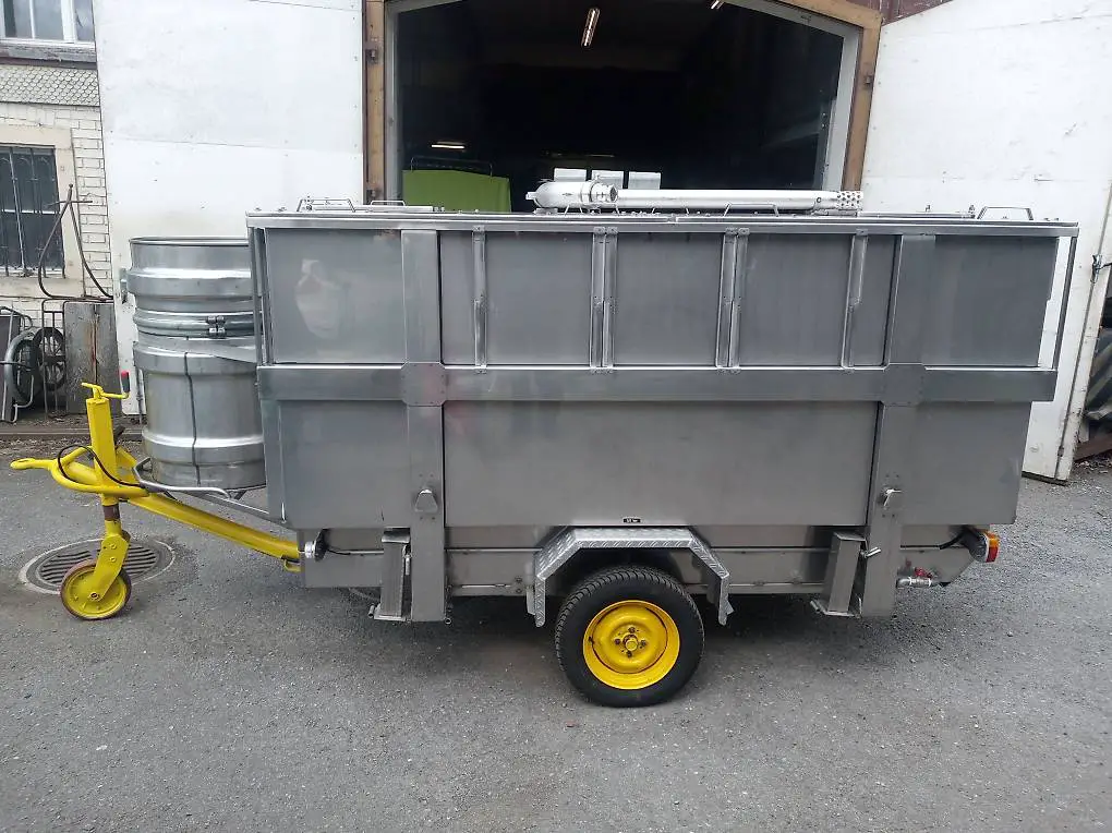 Sachentransport-Tankanhänger- Regenwassertank 5000Lt, INOX.