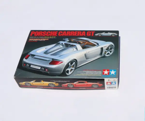 Porsche Carrera GT 1:24 von Tamiya