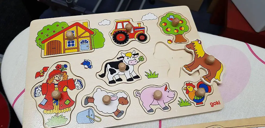Kinder Steckpuzzle, Autos und Bauernhof, Holz