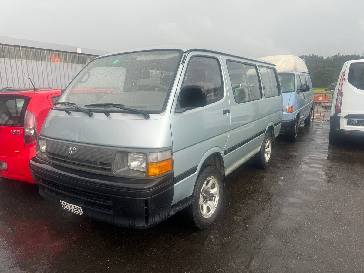 TOYOTA Hiace 2.4 4x4 Saloon Jub.