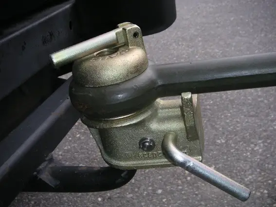 Anhängerkupplung f.Zugösen an Kugel Kupplung STAKU Anhänger.