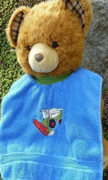 Lätzli bestickt, Mähdrescher