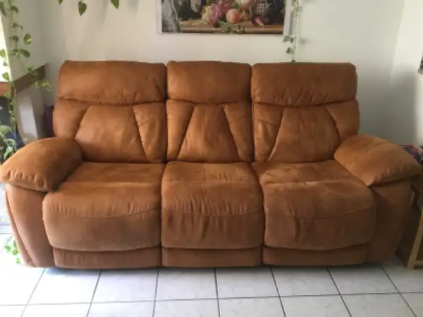3er Sofa mit 2er Relax funktion elektrisch Model Karel