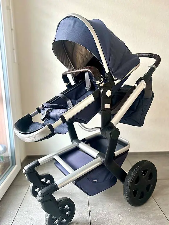 Joolz Day 3 Kinderwagen mit Zubehör
