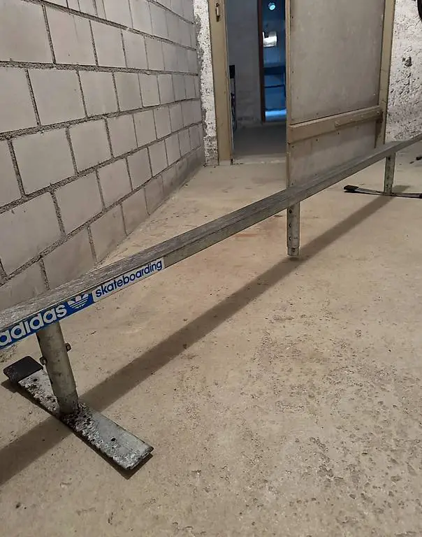 Grind Rail / Skaterail