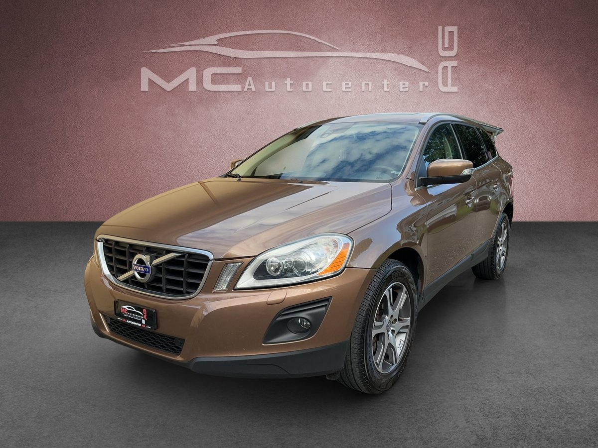 VOLVO XC60 D5 AWD Momentum Geartronic