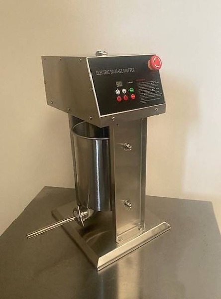 insaccatrice 12 litri nuova con pedale