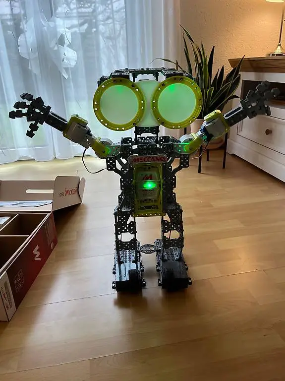 Meccano Meccanoid G15 Roboter