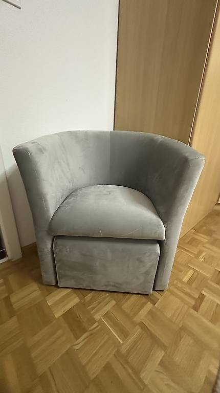 Sessel Grau aus samt, ist persönlich abzuholen