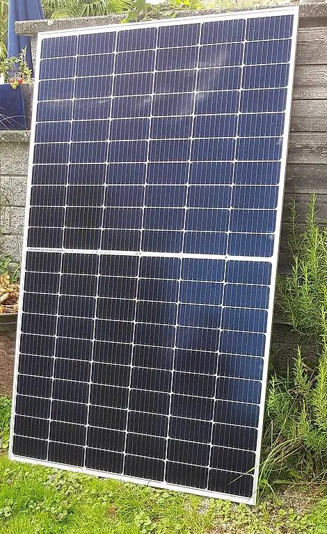 Balkonkraftwerk 350W, Solarmodul & Wechselrichter