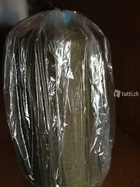 Grüner 120er Nähfaden (30"000 Meter Spule)