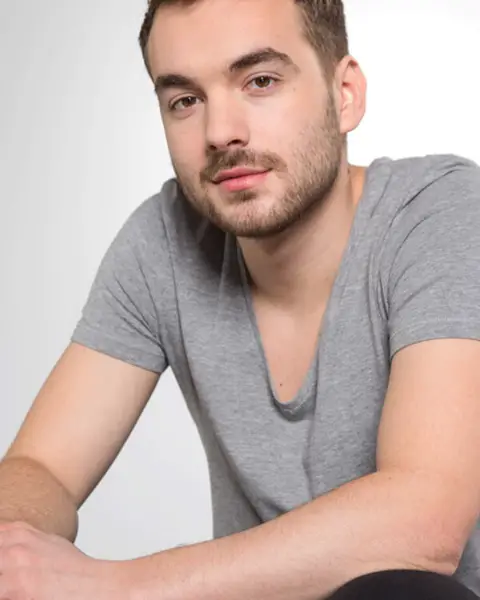 Uomo romantico (40) cerca la sua anima gemella