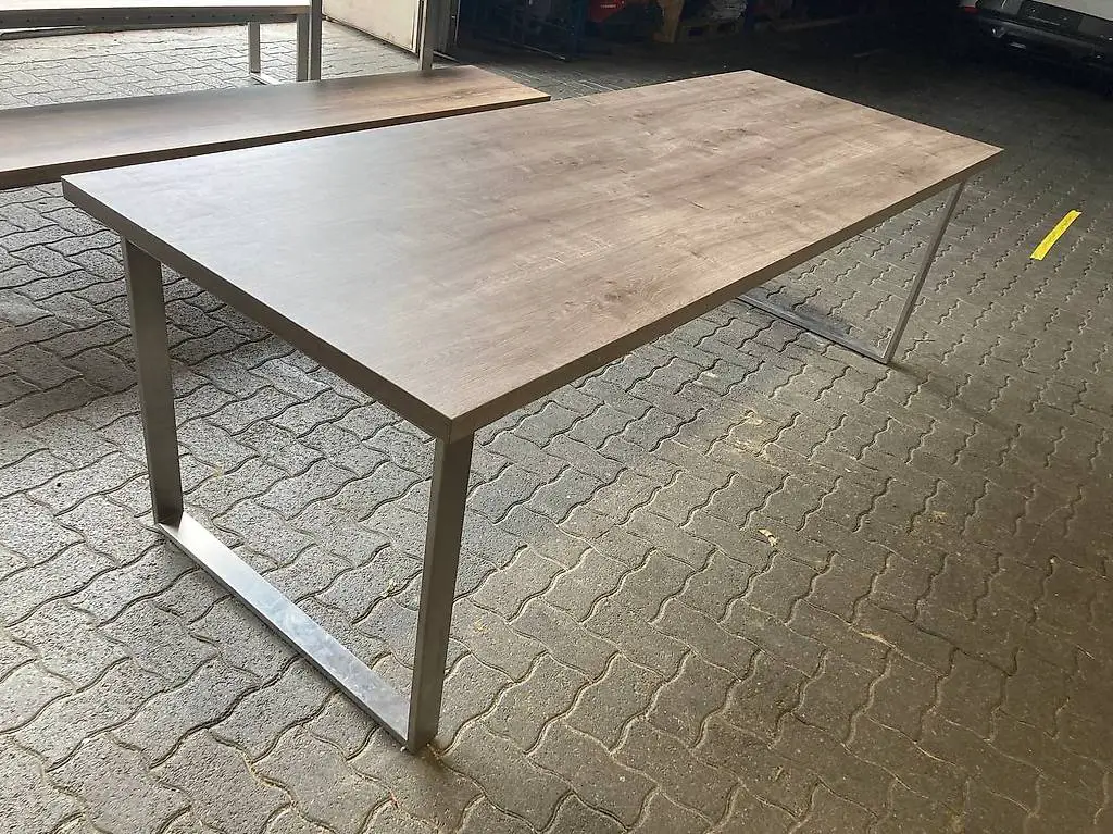 Tisch Kunstharz beschichtet 2.4x0.9m