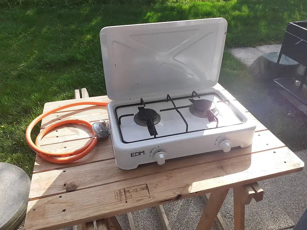 Kocher mit 2 Flammen