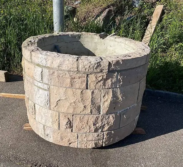 Naturstein-Brunnen (rund) für Regenwasser
